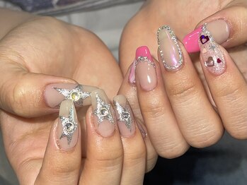 ハチイチイチサン(8113)/pinkギャルネイル