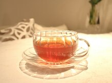 インディバベルフェム(INDIBA Belle Femme)の雰囲気（ざくろ酢やゴボウ茶など、季節に合わせたドリンクのサービスも◎）