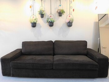 ナオル整体 三宮院(NAORU整体)/1号店【待合場所】