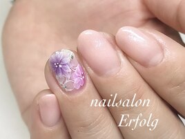 上品フラワーnail初回8500円