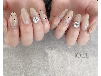 フィオル(FIOLE)/ドット×ビジュー