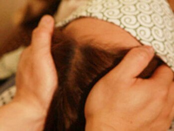 整体マッサージ処 勇唄の写真/極上の癒やし体験◎当店自慢のヘッドスパで、凝り固まった頭を芯から解きほぐします！