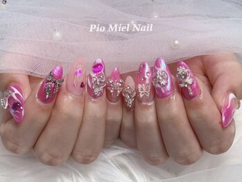 ピオミエルネイル 新宿(pio miel nail)/量産系ピンク×キラキラネイル