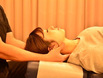 ルアルス(Lualuz)の写真/日々のデスクワークや育児の疲れ、肩の重さでお悩みの方に。つらさやコリの原因を見極め根本改善へ導きます