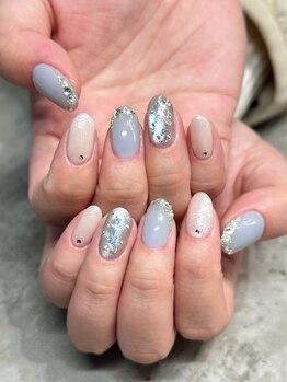 エム(em)/斜めフレンチ/冬ネイル