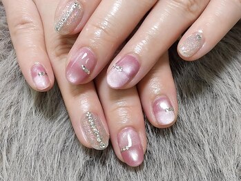 キラキラマグネットアートネイル