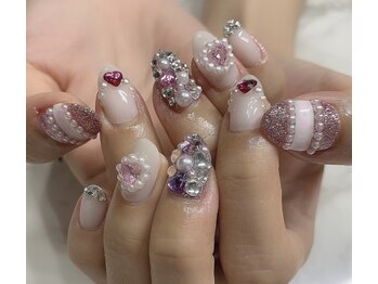 モモ(Momo)/ハートネイル