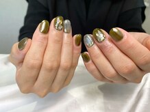 ココズルーム(KOKO's Room)/マグネット・ミラーネイル