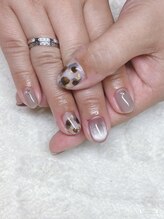 ネイルズ イルク(Nails Irk)/アニマル