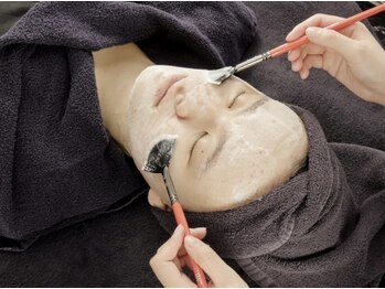 ラヴィオス 渋谷表参道店(RAVIOS)/ハーブピーリング/ララピール