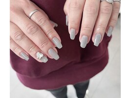 ワンカラー&デカパーツ