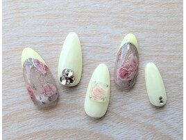 ガーリーフレンチ＆透かし薔薇