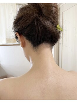 ナチュラルココ(NATURALCOCO)の写真/襟足剃りで後ろ姿美人に♪