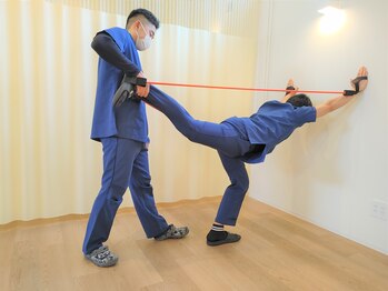 白うさぎ整骨院/バックキックトレーニング