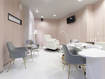 アールアンドエイチビューティー 青葉台(R&H BEAUTY)の写真/【19時迄営業/お子様同伴可】ララピールをアップデートした韓国最新美容“セラピール”導入店！