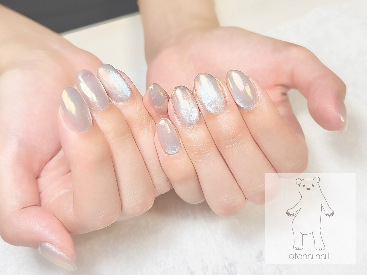 2025年秋トレンド】オーロラミラー ハンドのネイルデザイン集