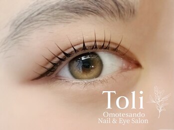 トリ 表参道(Toli)の写真/カールの持ちの良さに定評あり！丁寧なカウンセリングで『なりたい目元』に！！毎日メイクが劇的に楽に◎