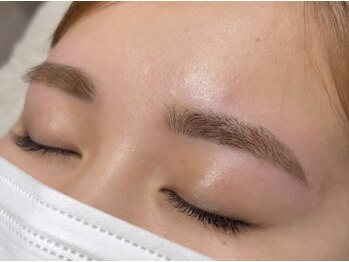 ルッカ(Lucca.t)/眉スタイリング