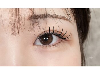 ディアビューティープラス(Dearbeauty＋PLUS+)の写真/【すっぴんでも可愛い垢抜けたお目元に☆】まつ毛をより長く美しく♪朝のメイクの時短にもオススメ◎