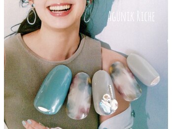 アグニークリッシェ(Agunik Riche)/【フラワーネイル】