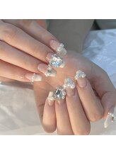 リノ(Lino)/コリアンパールネイル【松田】