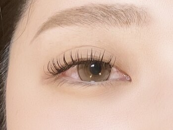 デンオブ(Den of)の写真/メリットだらけ!高持続力1.5倍のLEDマツエク☆施術後すぐに洗顔OK!オイルクレンジングも使用可◎