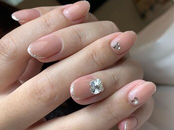 ミーナネイル(miinanail)/上品ビジューネイル