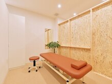 整体院ニコットの雰囲気（完全個室でリラックスしていただけるような落ち着いた空間です！）
