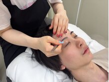 グルームプラス 恵比寿駅前店(GroomPlus)の雰囲気（プロが丁寧に施術[恵比寿/メンズ/眉毛/アイブロウ//眉毛パーマ]）