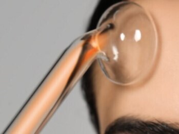 ラシック 加古川店(La chic.)の写真/【プラズマシャワー★プラズマの力で角質除去】毛穴汚れ、ニキビもケアし、素肌美を手に入れる◎