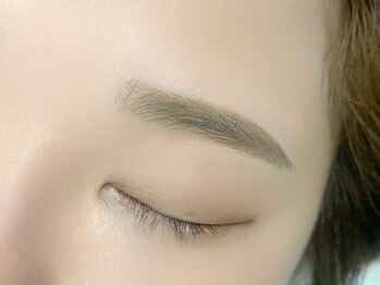 シェリ バイ リッシュ(Cheri by RICHE)/眉waxで美眉に!