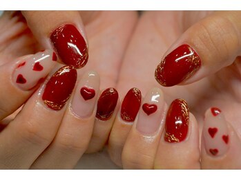 ハートづくしのラブリーネイル