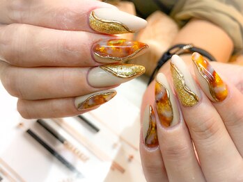 グランディール(Grandir)/秋ネイル