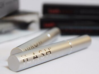 パルフェ(Parfait Eyelash Nail Salon)/ラッシュアディクト/美容液