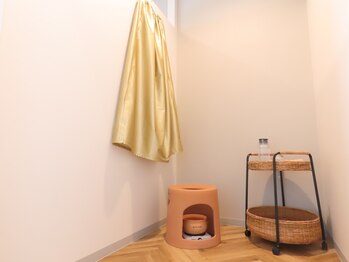 香椎店/専用のマントにお着替え