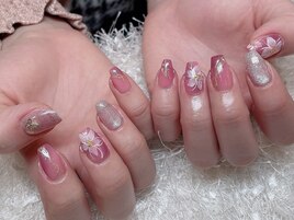 手描きお花ネイル