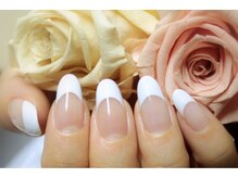 トータルビューティーステラ(TOTAL BEAUTY STELLA)/シンプル白フレンチ