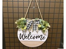 エヌトゥー(Ntw.)の雰囲気（玄関扉です＾＾丸いウェルカムボードが目印です♪）