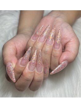 ウィングハート(Wing Heart)の写真/爪が短い方、折れてしまった方にもオススメ♪【スカルプアートし放題¥10560◎ジェルコート・ケア付き】