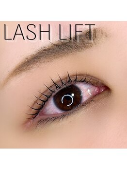 カーリーアイラッシュ(Carly eyelash)/