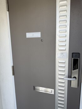 オーク(oak)/サロン入り口となります