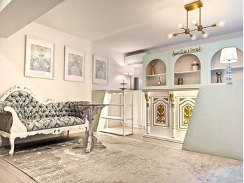 シルドゥリーナ(cil de rina)/新店舗内装 待合・受付スペース