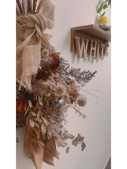 ホワイトニングプラス(Whitening+)/ギフトもご用意してます