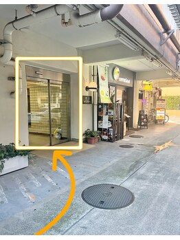 ベルム 市川店(BELME)/透明の自動扉です☆