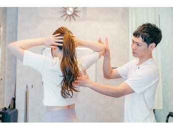 Nピラティス 横浜店/姿勢・体のチェック