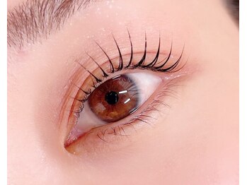 チャム(chum)/まつげパーマ美容液効果!