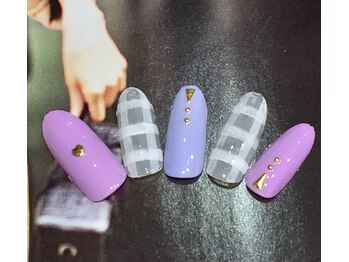 ネイルサロン リリオ(Nail Salon Ririo)/ギンガムチェック
