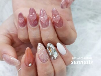 サンネイルズ(sun nails)/アシメネイル