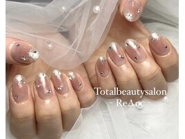 ラメグラ×チークネイル