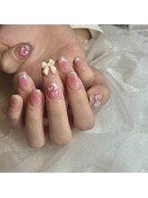 アーク(arc)/チークマグネットネイル